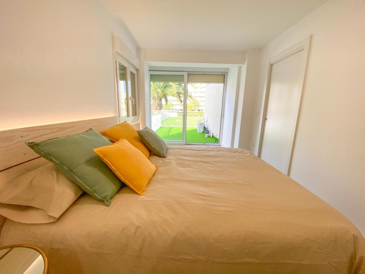 ¡A Estrenar! Piso De Diseno En Laredo Playa Apartment Luaran gambar