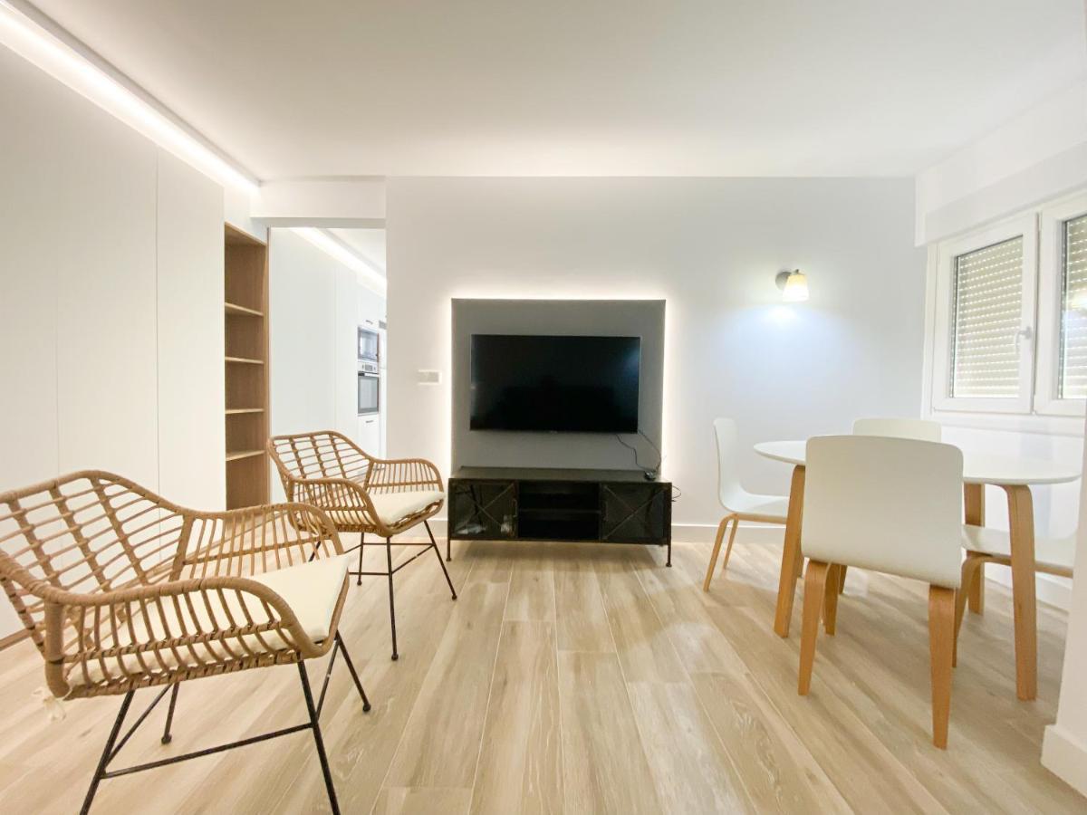 ¡A Estrenar! Piso De Diseno En Laredo Playa Apartment Luaran gambar