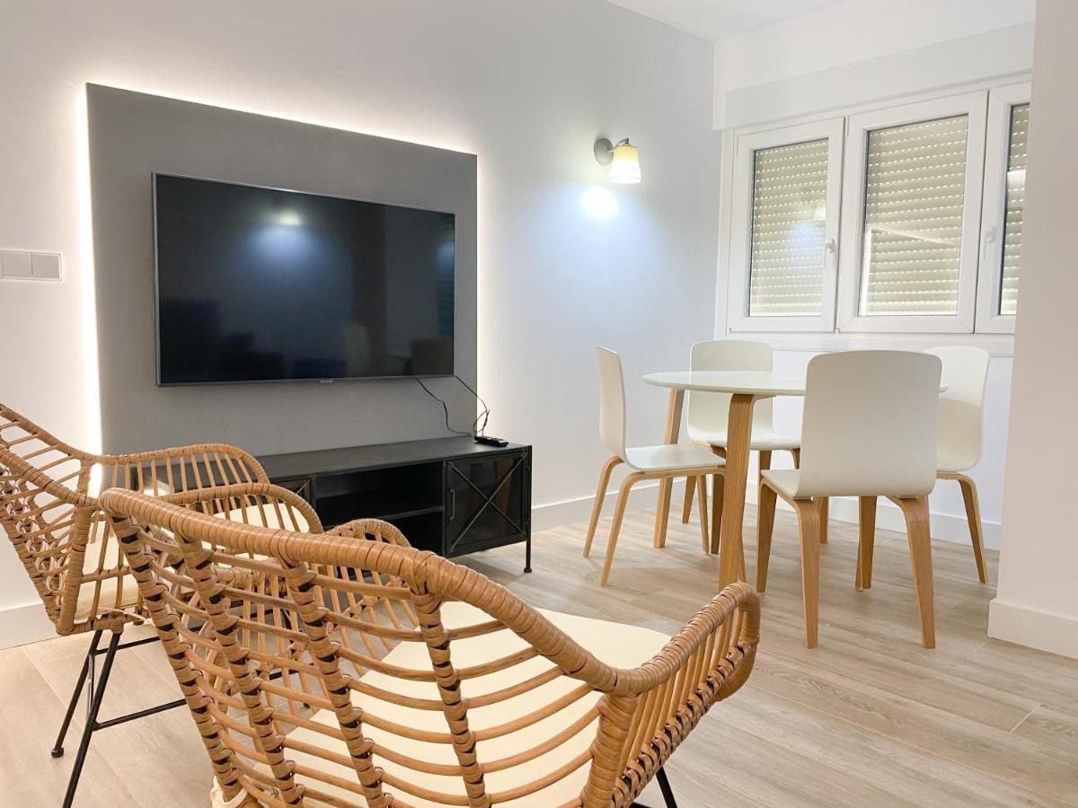 ¡A Estrenar! Piso De Diseno En Laredo Playa Apartment Luaran gambar