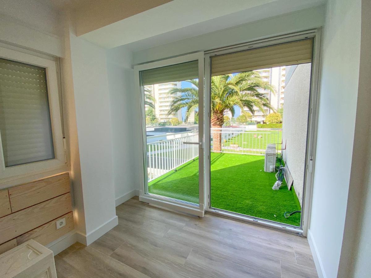 ¡A Estrenar! Piso De Diseno En Laredo Playa Apartment Luaran gambar